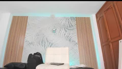 Snapshot of laurarossi_nova chatting on September 12, 2:35 pm Laura online show from September 12, 2:35 pm