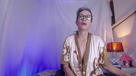 Laura Sofia online show from March 21, 6:07 am