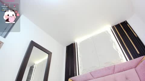 Laurem online show from February 8, 7:27 pm