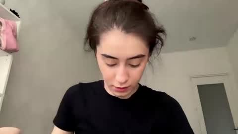 laurenadupuy online show from June 28, 1:28 pm