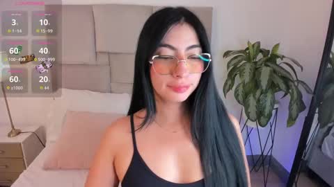 laurenn_smitth online show from September 30, 1:17 pm