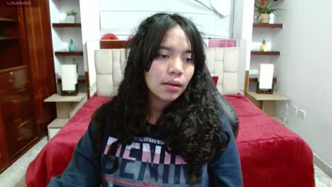 Snapshot of laurent1_ chatting on March 1, 2:59 am laurent online show from March 1, 2:59 am