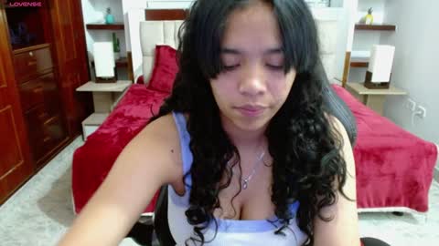 Snapshot of laurent1_ chatting on February 7, 3:34 am laurent online show from February 7, 3:34 am
