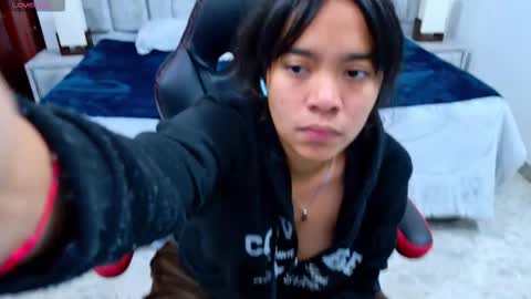 laurent online show from February 4, 7:00 am