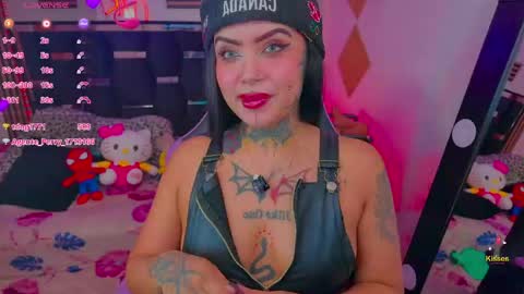 lauri online show from May 30, 3:59 am