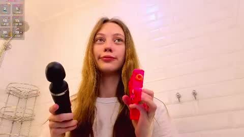 Kate online show from July 19, 8:38 am
