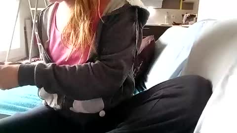 Snapshot of lauriehotxxx chatting on February 25, 4:25 pm lauriehotxxx online show from February 25, 4:25 pm