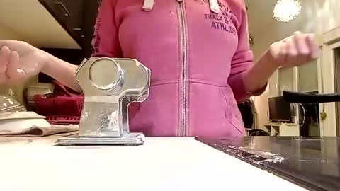 Snapshot of lauriehotxxx chatting on February 13, 6:59 pm lauriehotxxx online show from February 13, 6:59 pm