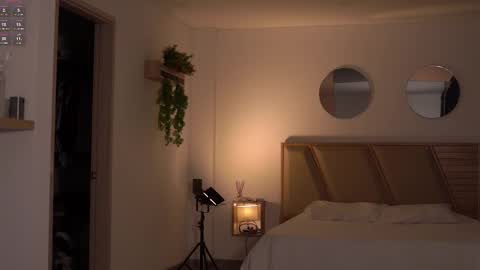 laurita_4 online show from February 19, 1:54 pm