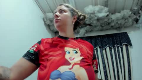 Lauu G online show from April 7, 11:56 am