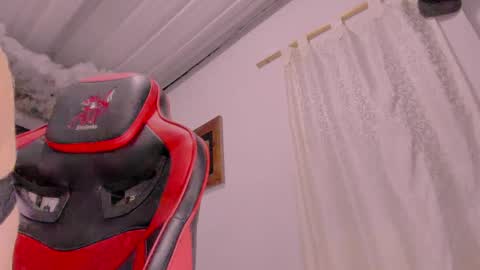 Lauu G online show from September 20, 10:13 am