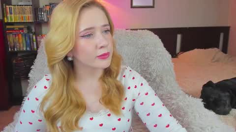 Snapshot of lavender_tender chatting on September 21, 7:12 pm Lav online show from September 21, 7:12 pm