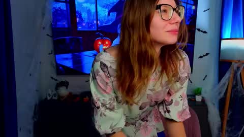 Gloria online show from November 25, 8:16 am