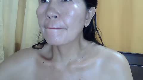 lavine1983 online show from July 22, 3:40 am