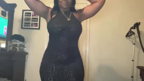Snapshot of lavishly69 chatting on October 3, 1:54 am Brownsugar69 online show from October 3, 1:54 am