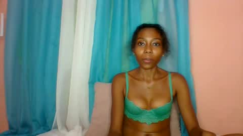 layannek online show from June 27, 6:14 pm
