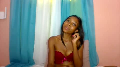 layannek online show from July 28, 11:50 am