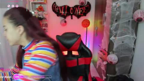 Layla online show from October 20, 3:26 pm