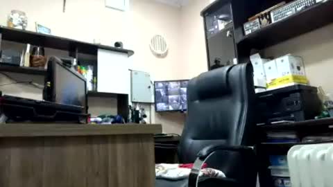 kelly online show from June 30, 8:30 pm
