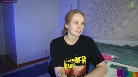 Layla Universe online show from September 17, 3:37 am