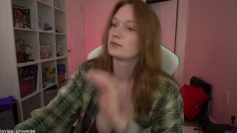 Layla Universe online show from June 12, 3:14 am