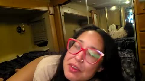 laylolajade online show from July 24, 10:13 am