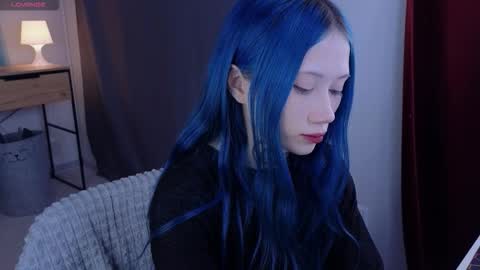 Snapshot of le_chan chatting on October 13, 12:41 pm felixe online show from October 13, 12:41 pm