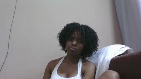 lea96546 online show from December 5, 6:09 pm