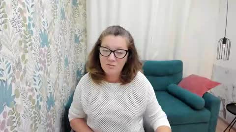 Lea online show from November 15, 5:08 am