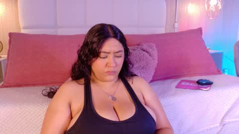 Leah online show from September 11, 3:12 pm