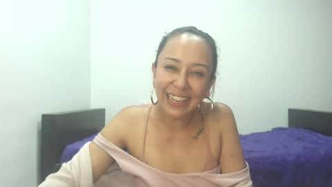 Snapshot of leah_susman chatting on October 4, 3:12 am leah_susman online show from October 4, 3:12 am