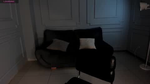 Snapshot of leahnovac chatting on October 6, 11:05 am leahnovac online show from October 6, 11:05 am