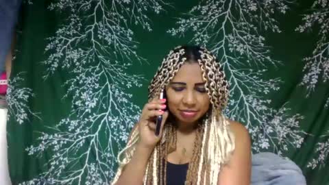 leatianaa online show from July 6, 1:49 pm