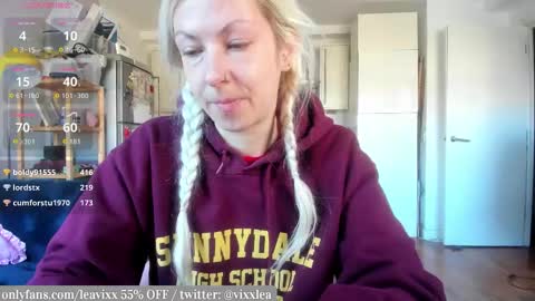 LeaVixx online show from March 5, 9:05 am