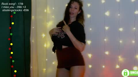 hey Im Leia and I love rock  online show from June 5, 7:20 pm
