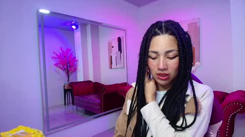 Snapshot of leia_queens chatting on January 14, 11:10 am Leia. online show from January 14, 11:10 am