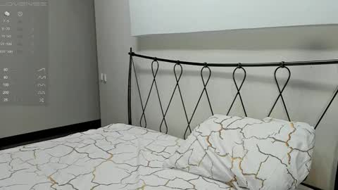 Leila online show from February 27, 12:32 am