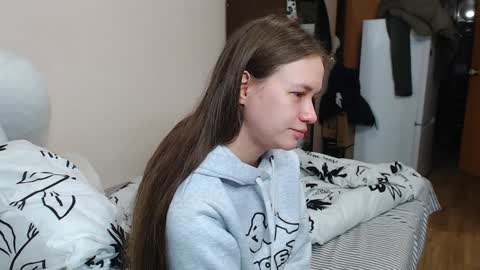 Snapshot of leila_bambi_ chatting on December 25, 9:11 pm leila_bambi_ online show from December 25, 9:11 pm