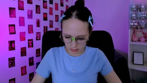 Leila online show from July 28, 8:12 pm