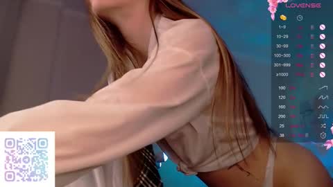Snapshot of leila_vanilla_ chatting on October 11, 2:53 pm Leila online show from October 11, 2:53 pm