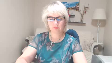 Snapshot of leilamays chatting on February 20, 4:18 am Leila Kinky online show from February 20, 4:18 am