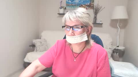 Leila Kinky online show from June 7, 7:26 am