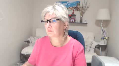 Snapshot of leilamays chatting on September 26, 3:37 am Leila Kinky online show from September 26, 3:37 am