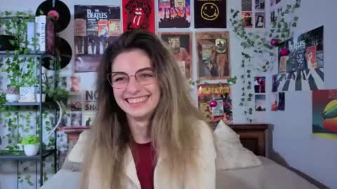 Alexandria online show from October 16, 6:32 pm