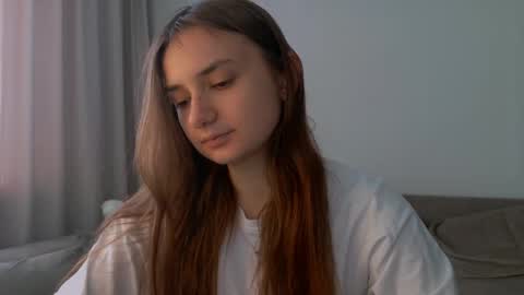 Lelia online show from June 5, 2:26 am