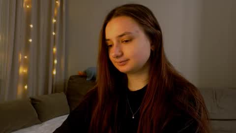 Lelia online show from March 1, 5:23 pm