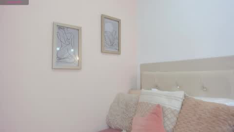 lena_luthor online show from February 28, 7:19 am