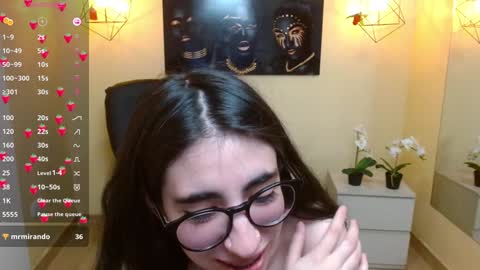 Snapshot of lena_roses chatting on January 9, 8:33 pm Lena online show from January 9, 8:33 pm