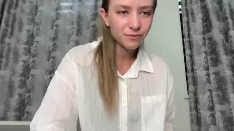 Emma online show from June 24, 2:05 pm