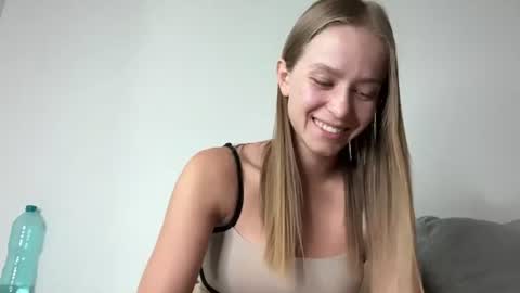 Emma online show from July 2, 1:39 pm